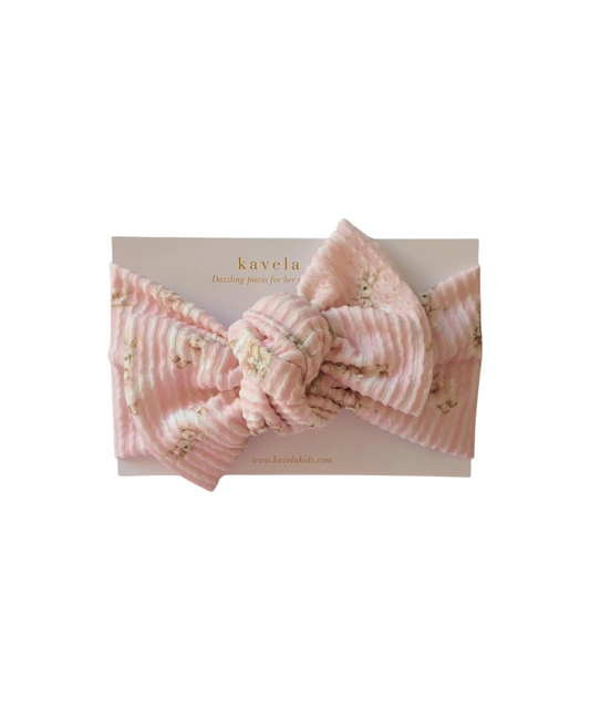 Wavy on light pink stripes | sweet ballerina Bunnies
